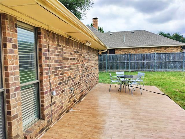 Building Photo - 2110 Teton Pl