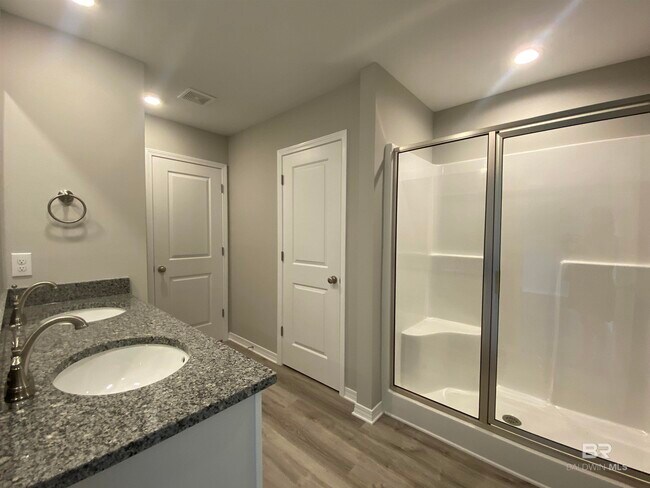 Building Photo - 1251 Caper Ave