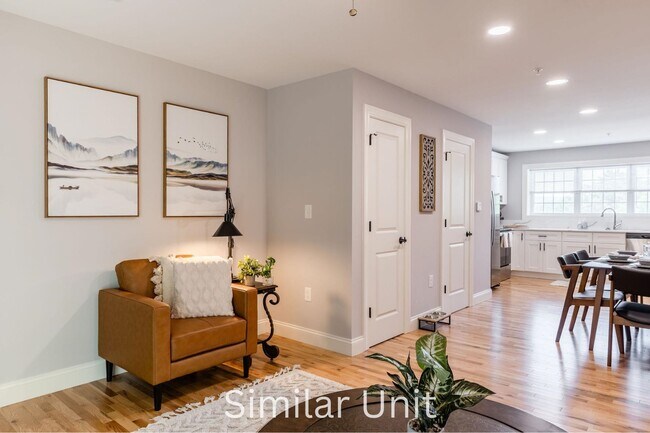 Building Photo - 123 Alexandra Dr