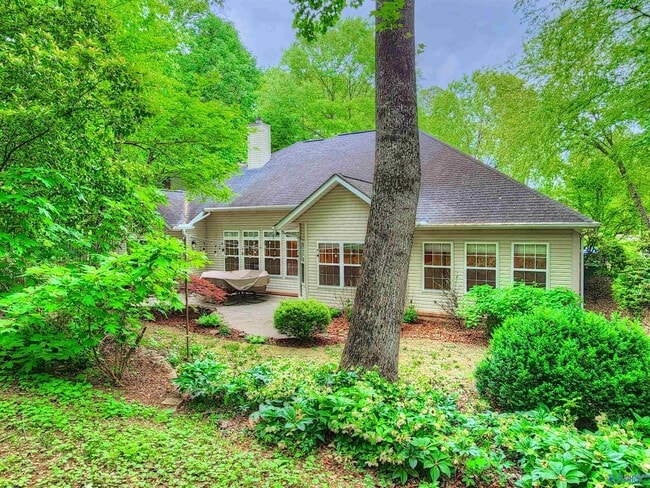 Building Photo - 93 Fernbrook Ct