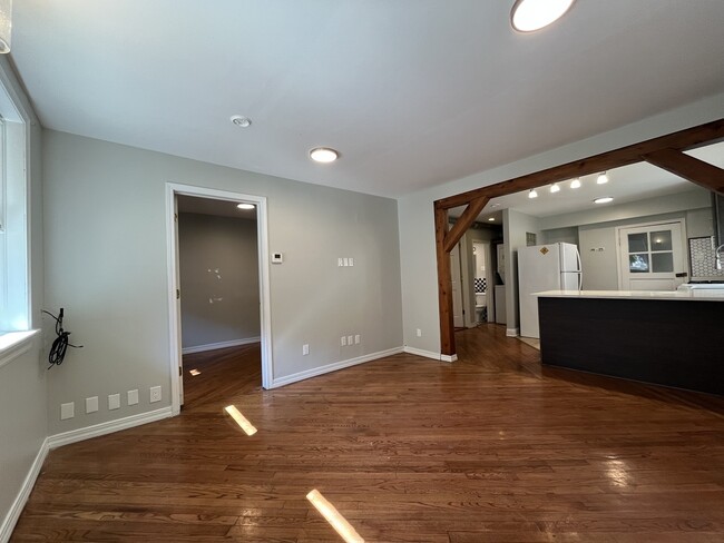 Building Photo - 2163 N Talman Ave