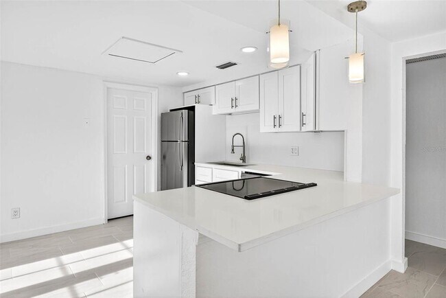 Building Photo - 6801 S Faul St