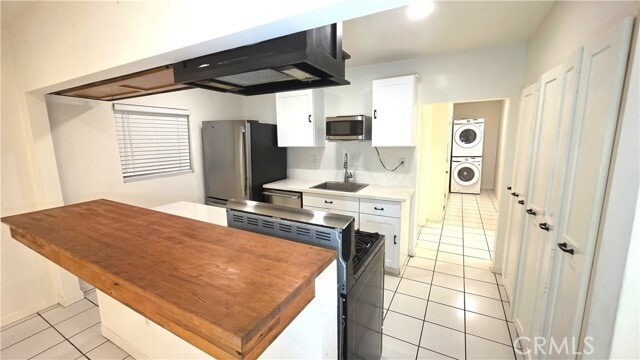 Building Photo - 2820 7th Ave