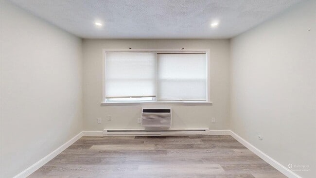 Building Photo - 29 Oconnell Ave