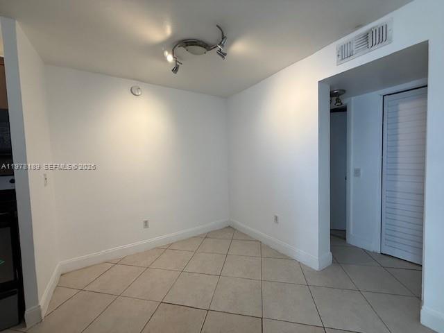 Building Photo - 1801 S Treasure Dr