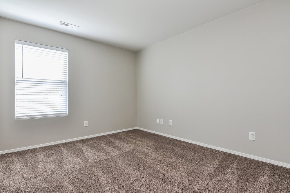 Building Photo - 547 Kerriann Ln