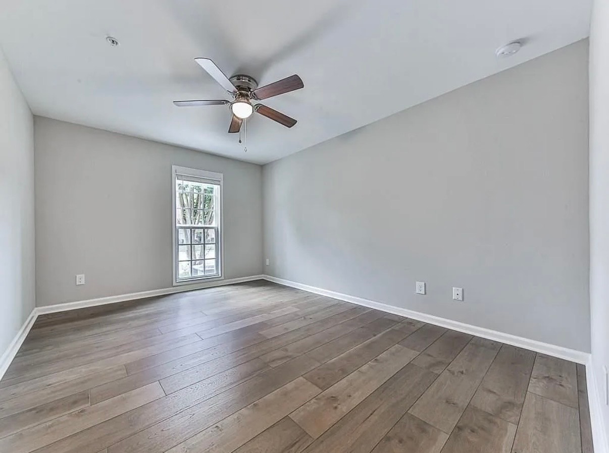 Building Photo - 1166 Booth Rd SW