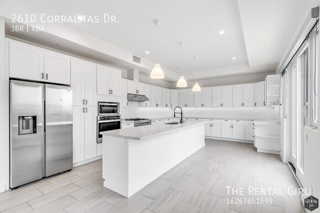 Building Photo - 2610 Corralitas Dr
