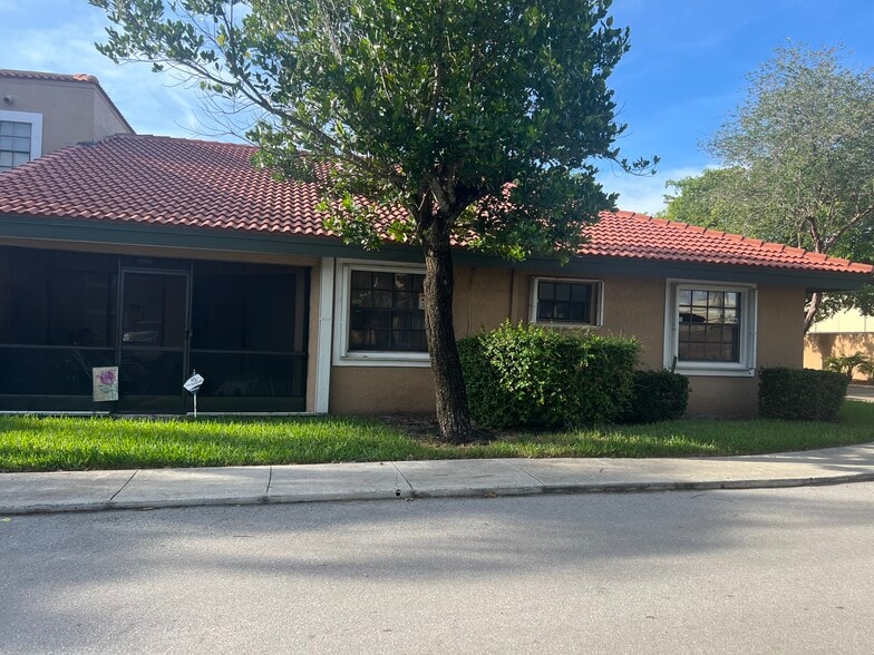 Building Photo - 8975 W Sunrise Blvd