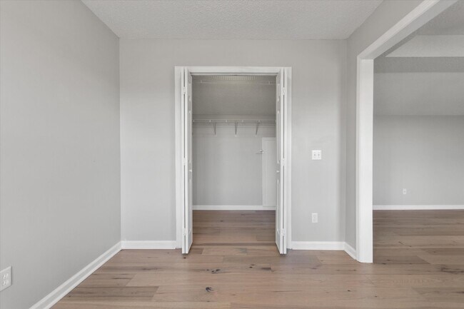 Building Photo - 300 Early Harvest Ct