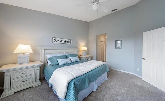 Building Photo - 640 Lalique Cir