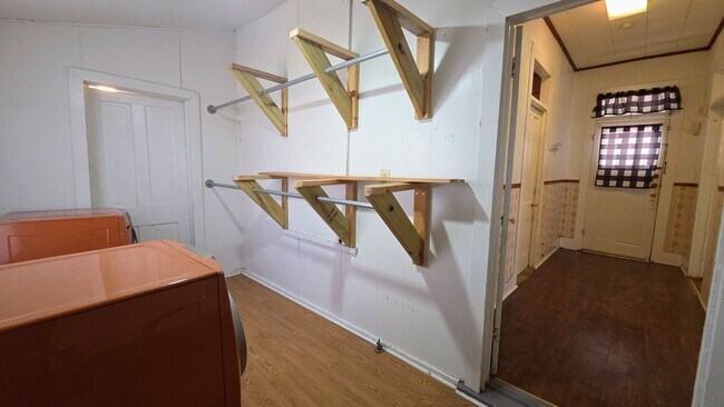 Building Photo - Denver Heights 2 Bedroom Home