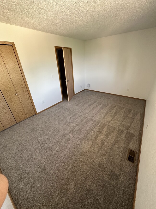 Upstairs Bedroom #2 - 5507 Fiesta Ln