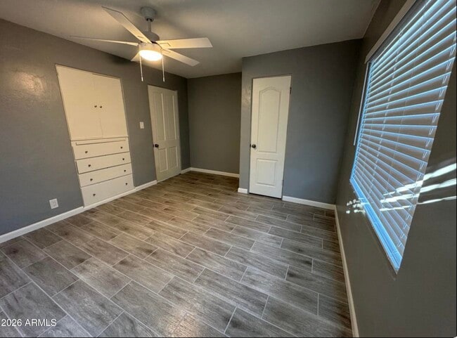 Building Photo - 68 S Ashland