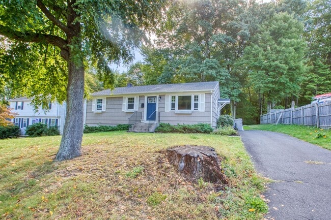 Building Photo - Beautiful 3 Bedroom Single family Home for Rent in Quiet Neighborhood