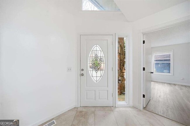 Building Photo - 530 Matterhorn Way