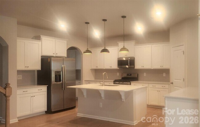 Building Photo - 1009 Gabardine Ln