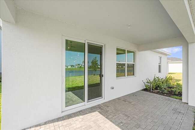 Building Photo - 3527 Angler Dr