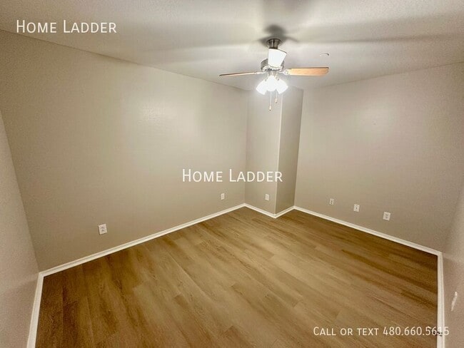 Building Photo - 2223 S Buckaroo Trail
