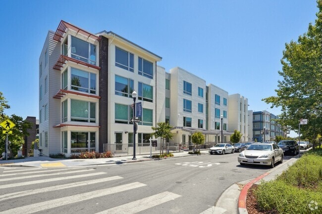 Building Photo - 10 Innes Ct