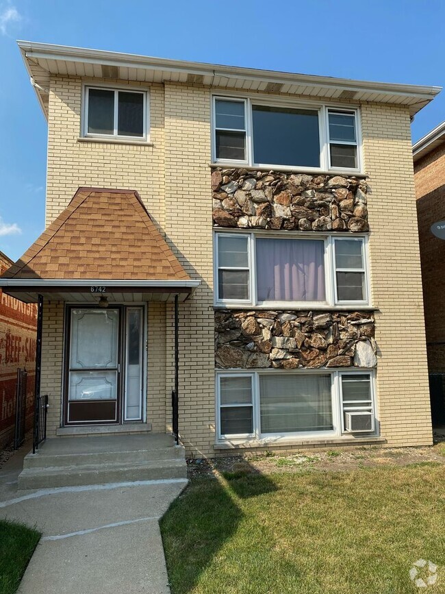 Building Photo - 6742 W 63rd St