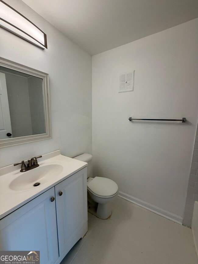 Building Photo - 4267 Parkview Ct