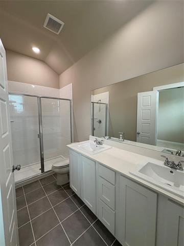 Building Photo - 411 Travine Dr