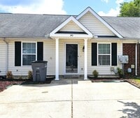 Building Photo - 340 Greendale Pl