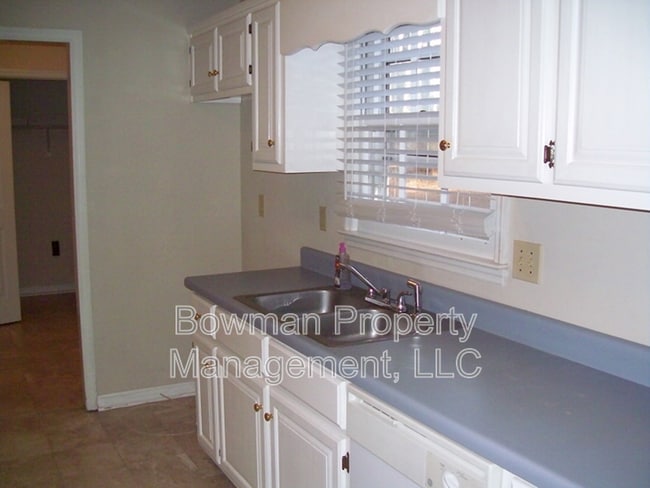 Building Photo - 125 Cardinal Creek Ln