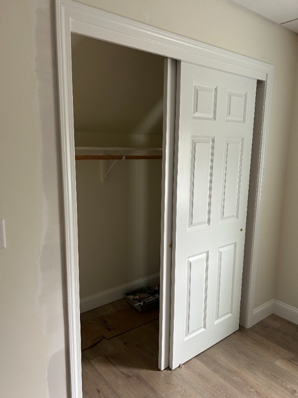 Building Photo - 19 Hill Ave