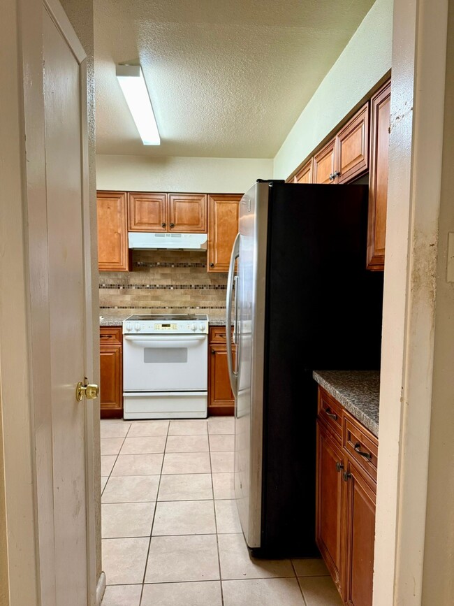 Building Photo - 12282 Wild Pine Dr