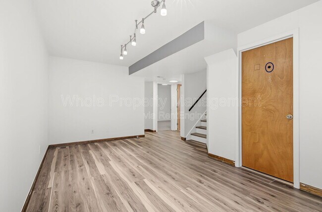Building Photo - 7071 Ruth Way