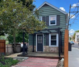Building Photo - Charming 2-Bedroom Single-Family Home with off Street Parking