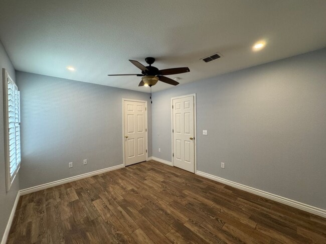 Building Photo - Welcome Home!!