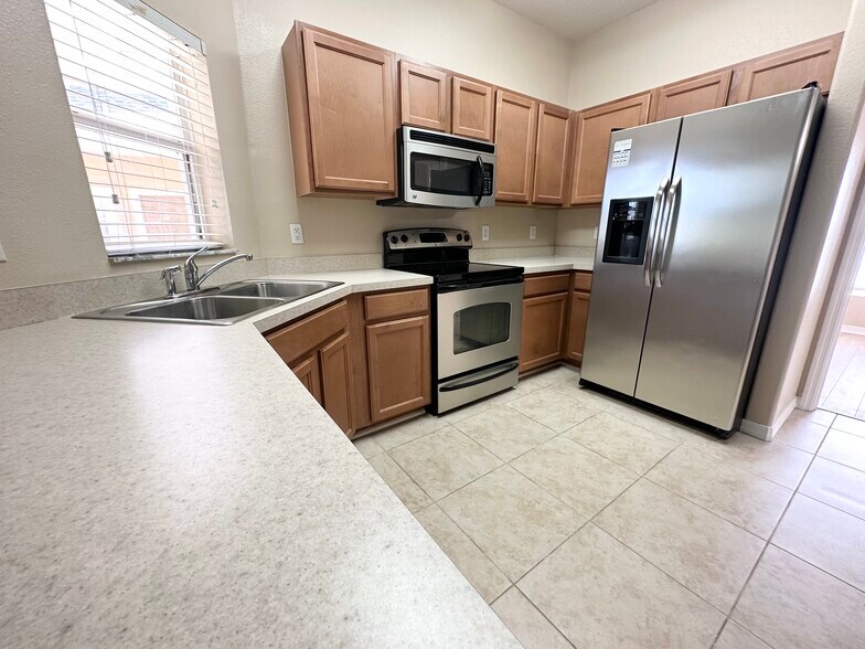 Building Photo - 4244 Birch Pond Loop