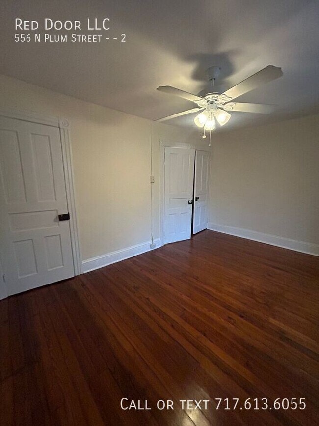 Building Photo - 556 N Plum St