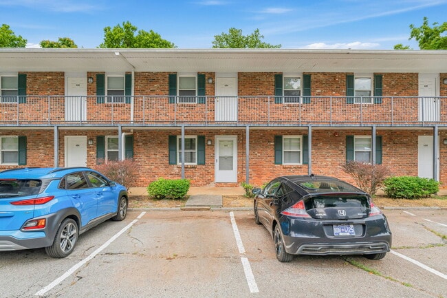 Building Photo - 482 E Red Bud Rd
