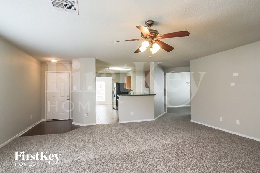 Building Photo - 16810 Blackberry Lily Ln