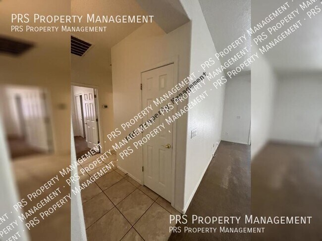 Building Photo - 4135 E Bellerive Dr