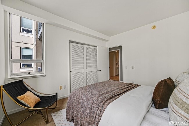 Building Photo - 400 Beale St