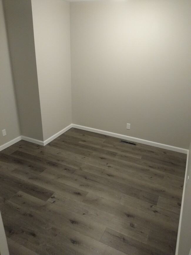 Dining room - 3309 Henry St