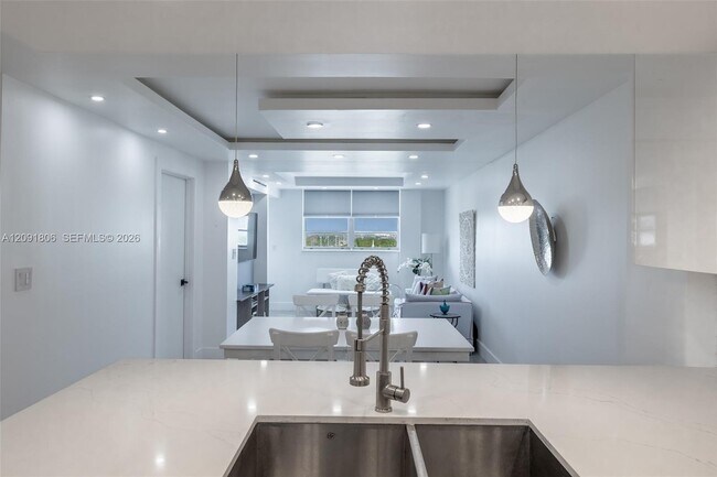 Building Photo - 2903 N Miami Beach Blvd