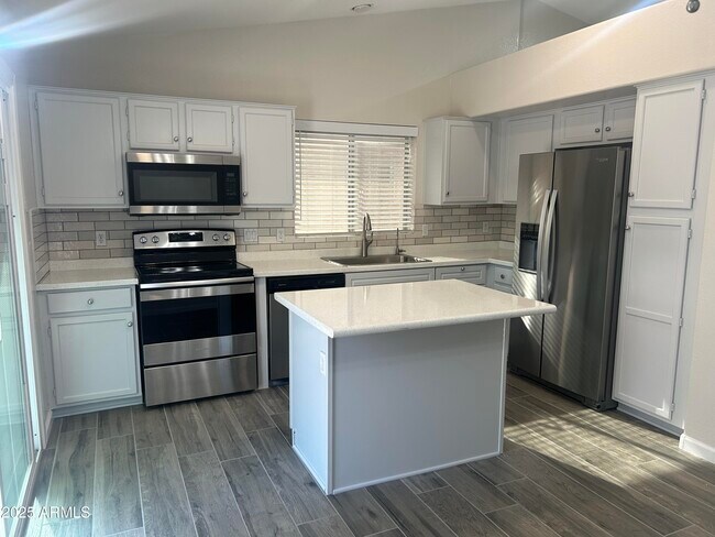 Building Photo - 5129 W Wescott Dr