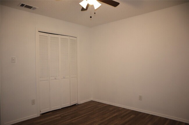 Building Photo - 2731 Eagle Pass