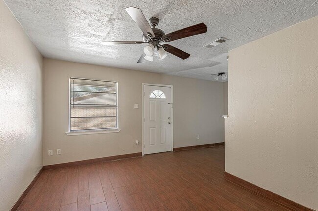 Building Photo - 760 Cline St