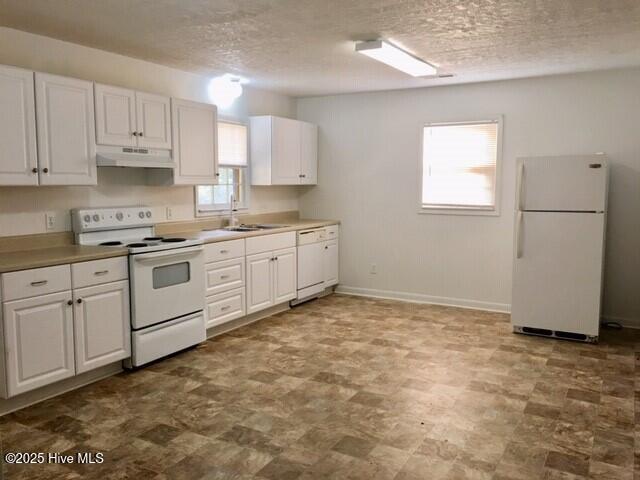 Building Photo - 5965 Carolina Beach Rd