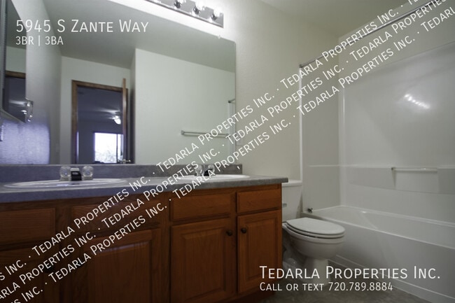 Building Photo - 5945 S Zante Way
