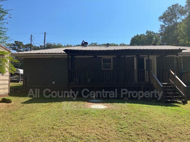 Building Photo - 13070 Broadway Dr