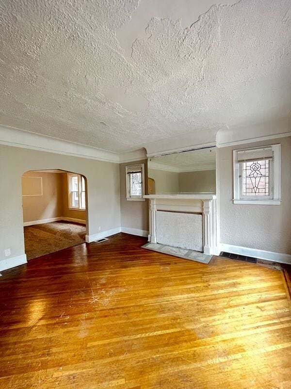 Building Photo - 3224 Calvert Ave