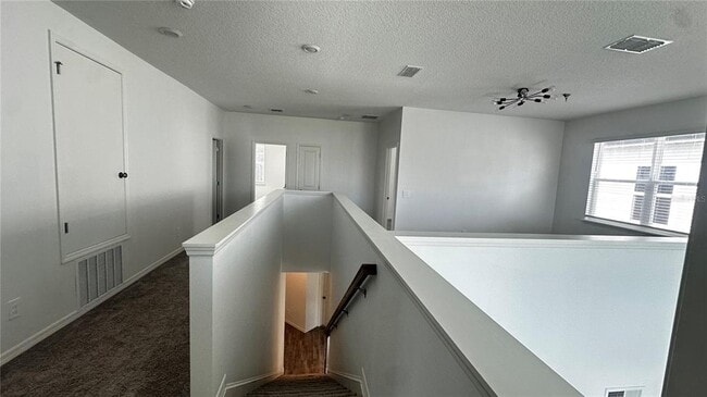 Building Photo - 1025 Pando Lp